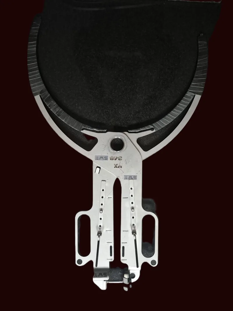 Gasket insertion tool laid out for pre-use inspection